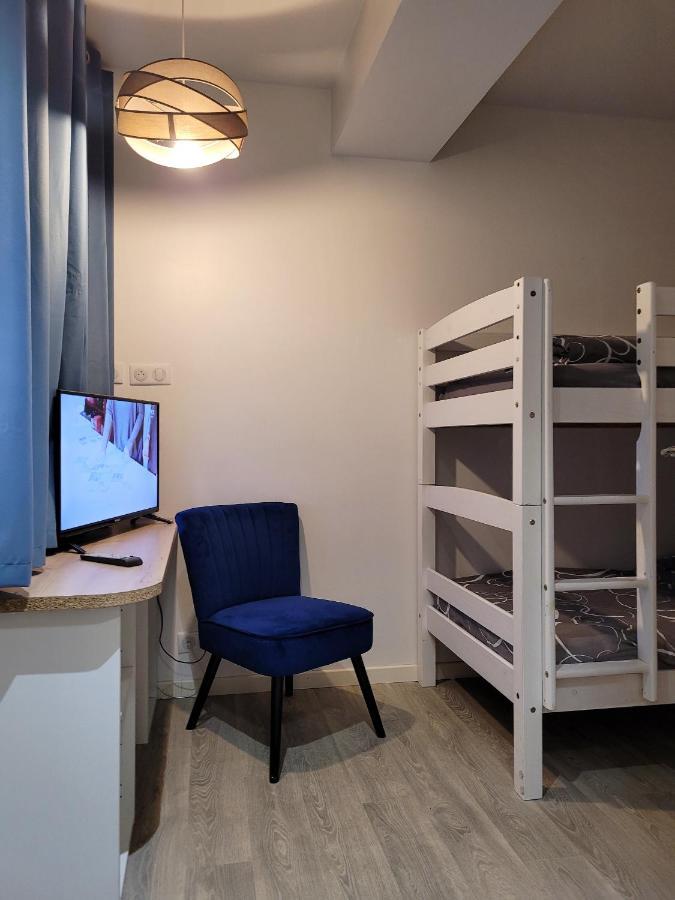 L'établissement LA PLAGE A 2 PAS , vous propose 4 appartements neufs avec services , lits faits à votre arrivée , serviettes de toilette , ménage , Wifi , en hyper centre , Vue mer à 50m , tout est accessible à pied Dieppe Exterior foto